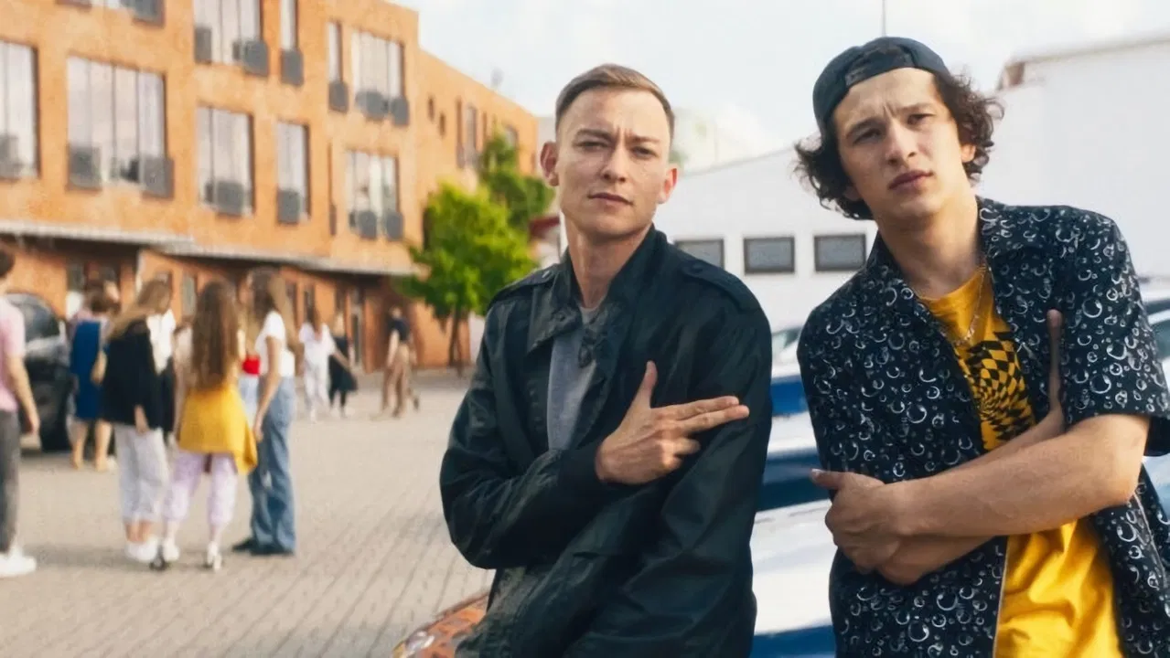 Followers. Live Shooting backdrop