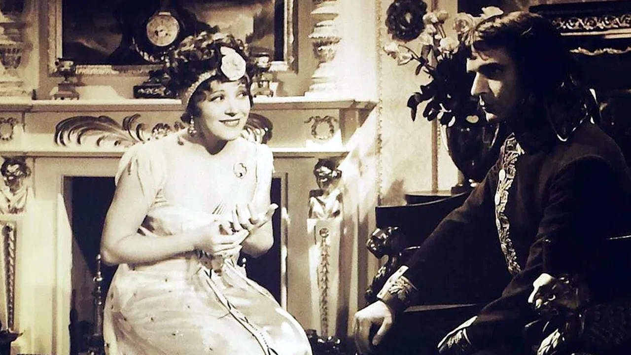 A Royal Divorce backdrop