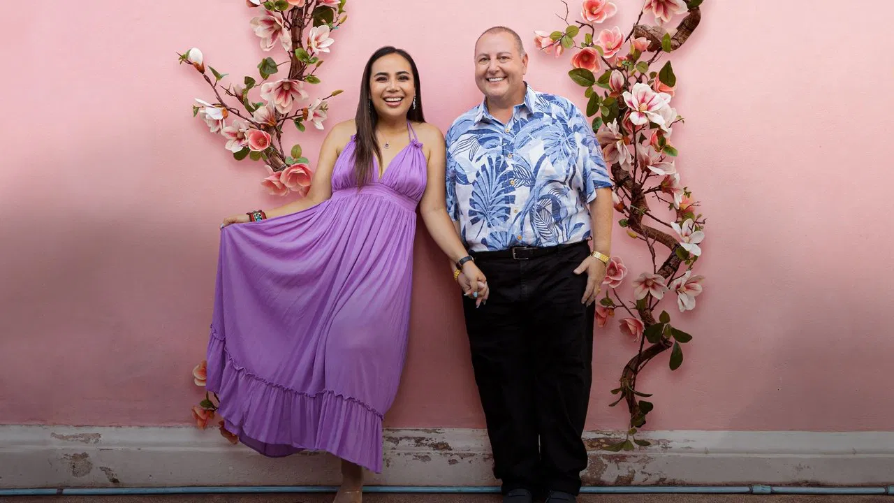 David & Annie: After the 90 Days backdrop