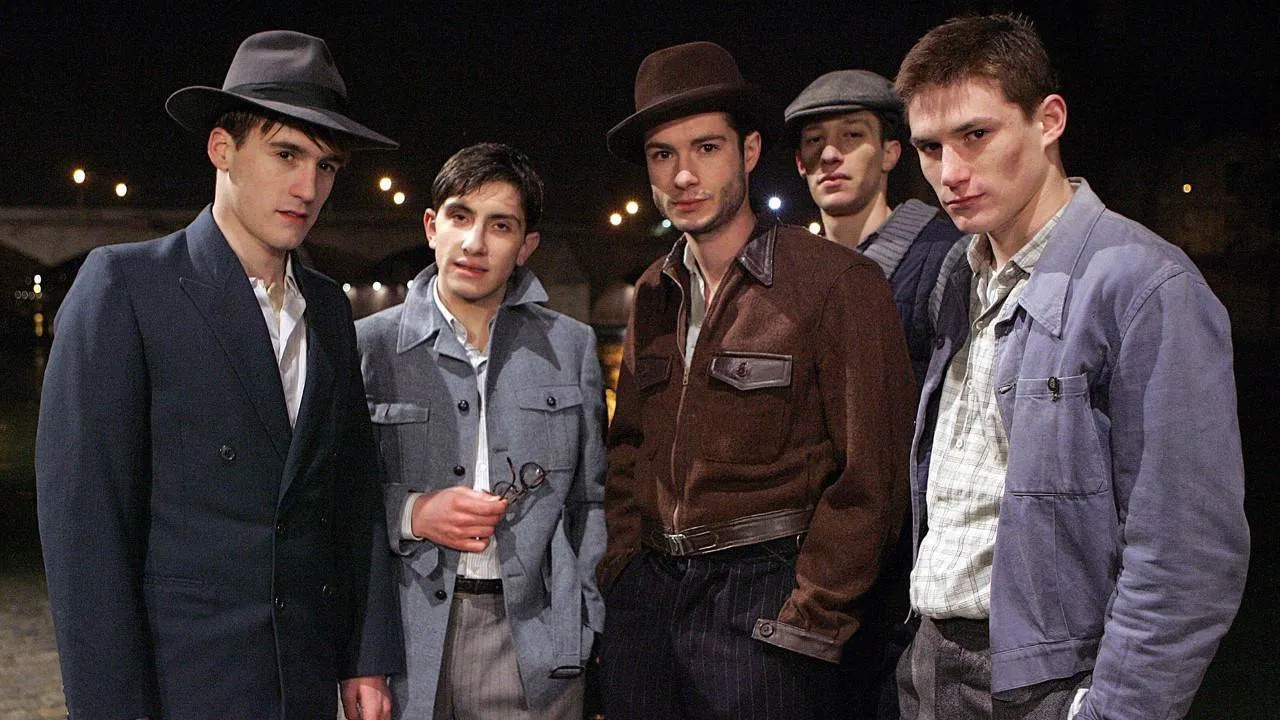 Life Will Be Beautiful backdrop