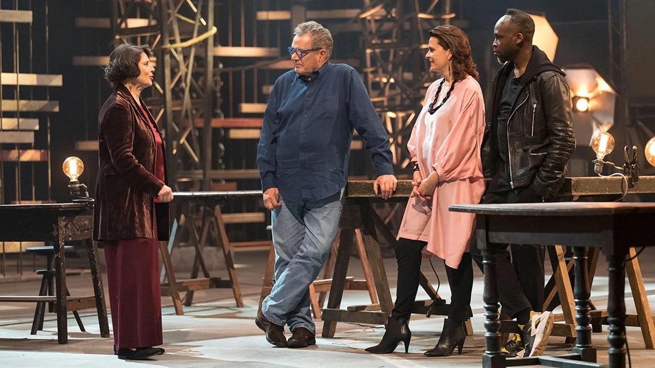 Master of Photography backdrop