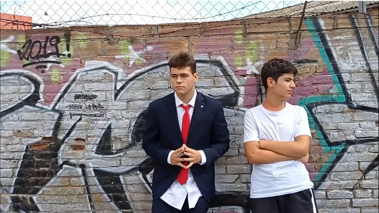 Juego de Máscaras backdrop