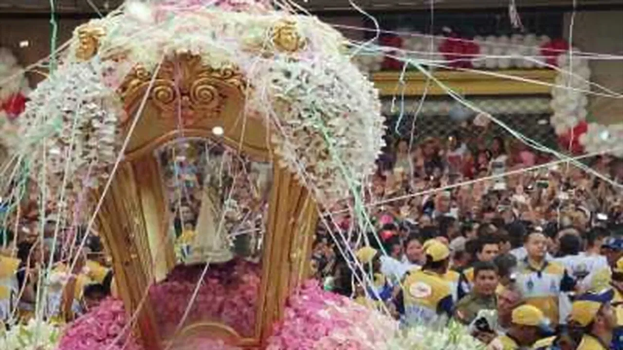 Nazinha, Pray for Us backdrop