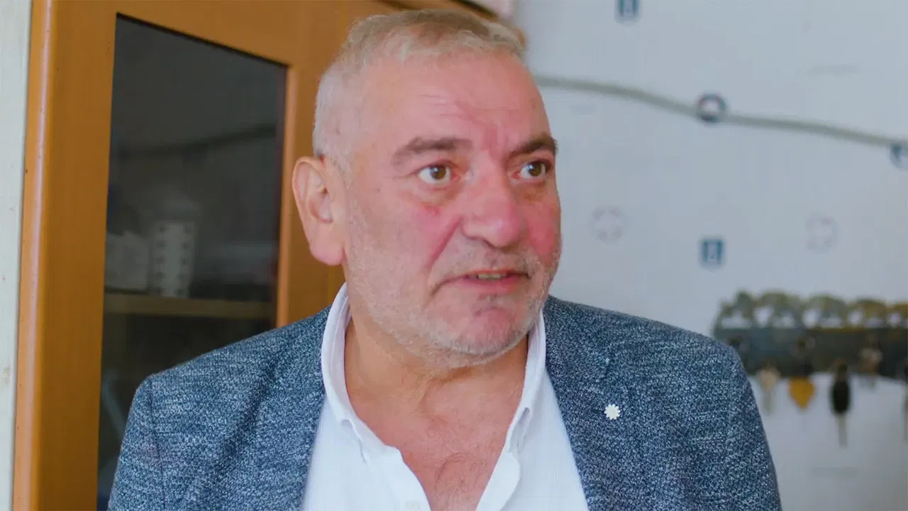 Aşağı Mahalle backdrop