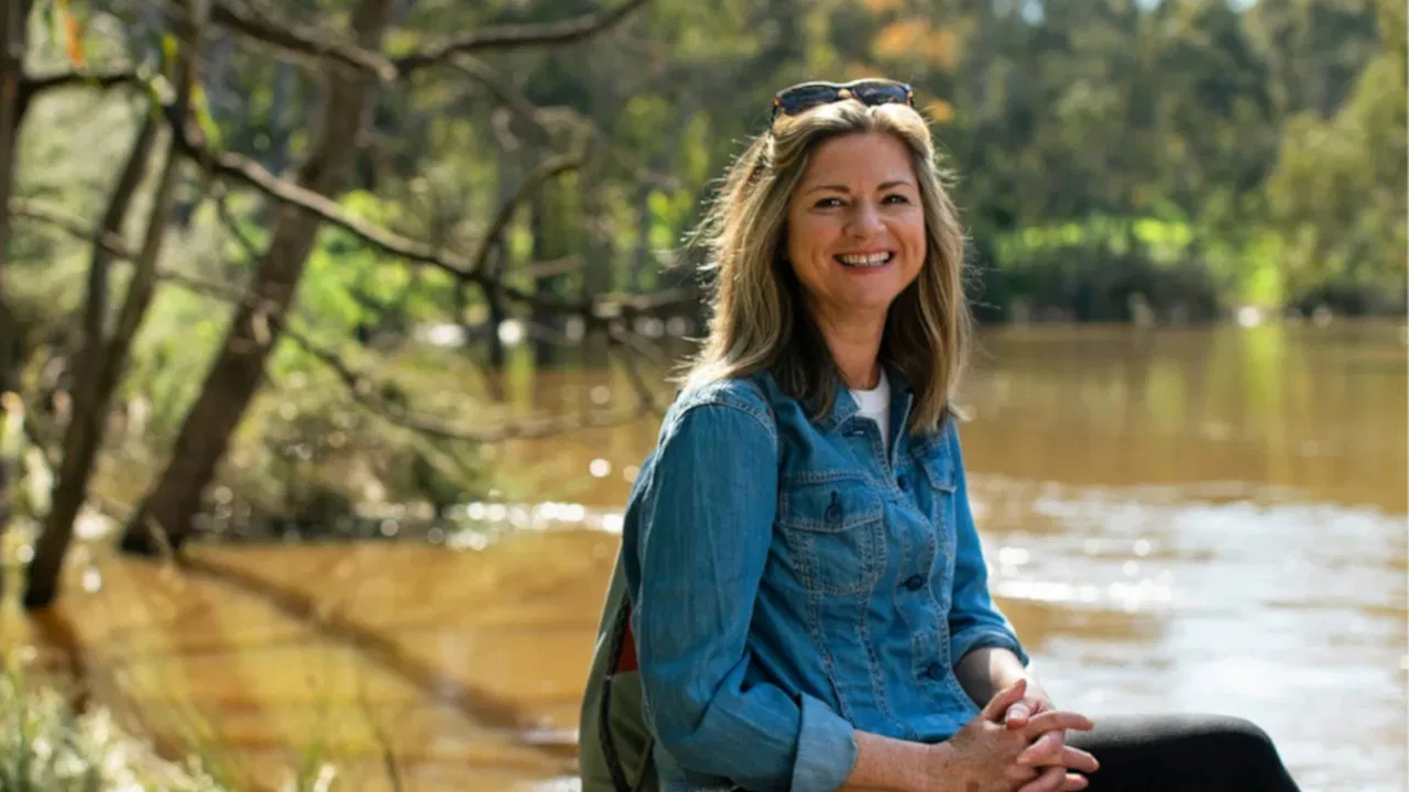 Great Australian Walks With Julia Zemiro backdrop