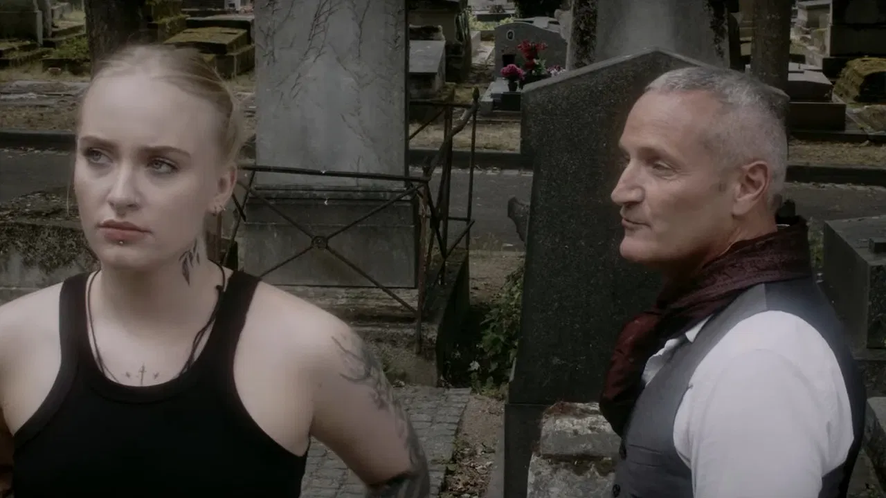 Tant de vagues et de fumées backdrop