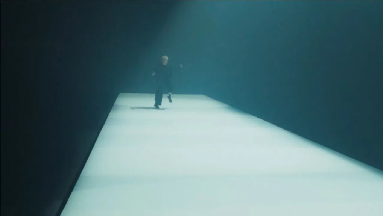 Both Sides Solo backdrop