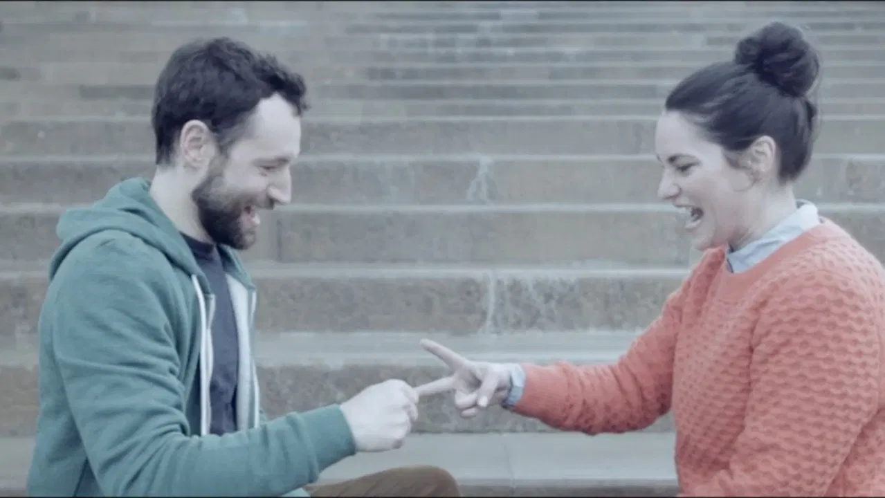 Piedra Papel backdrop