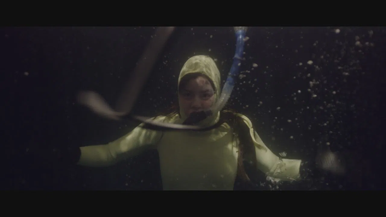 The Dark Below backdrop