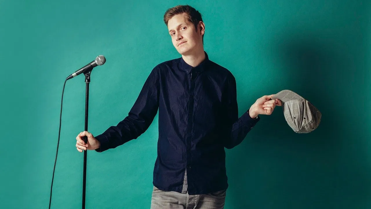 Olav Lundsgaard: Stativ Autist Kasket backdrop