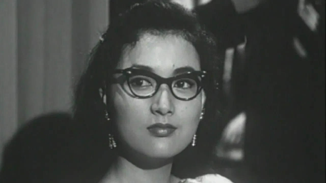 Sister Long Legs backdrop