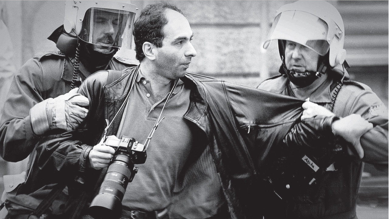 Staatenlos - Klaus Rózsa, Fotograf backdrop