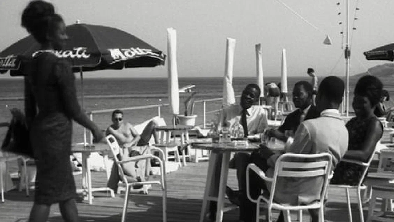 Et la neige n'était plus backdrop