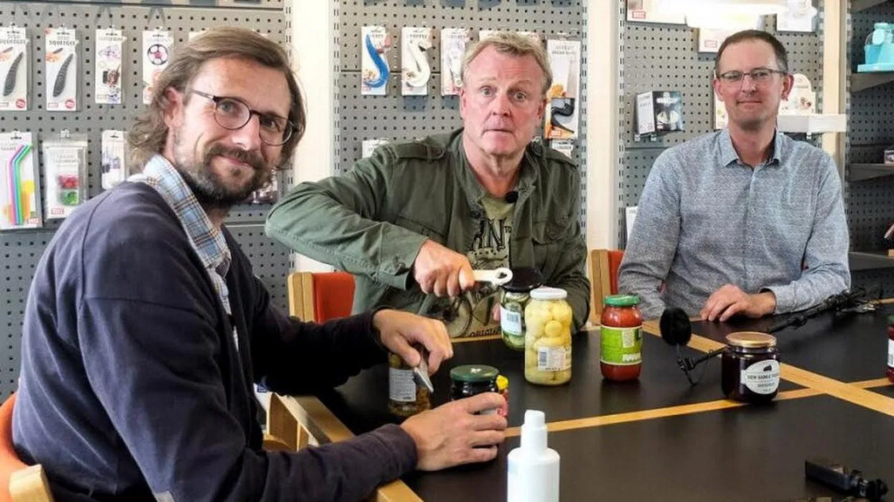 Gintberg, Eskelund og den dybe tallerken backdrop