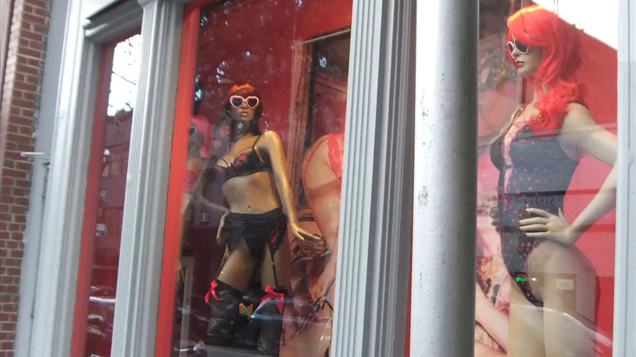 Working Girls (short) backdrop