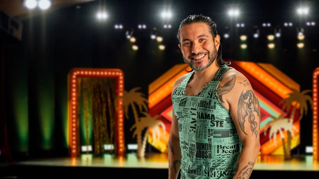 Felipe Avello: Doglover backdrop