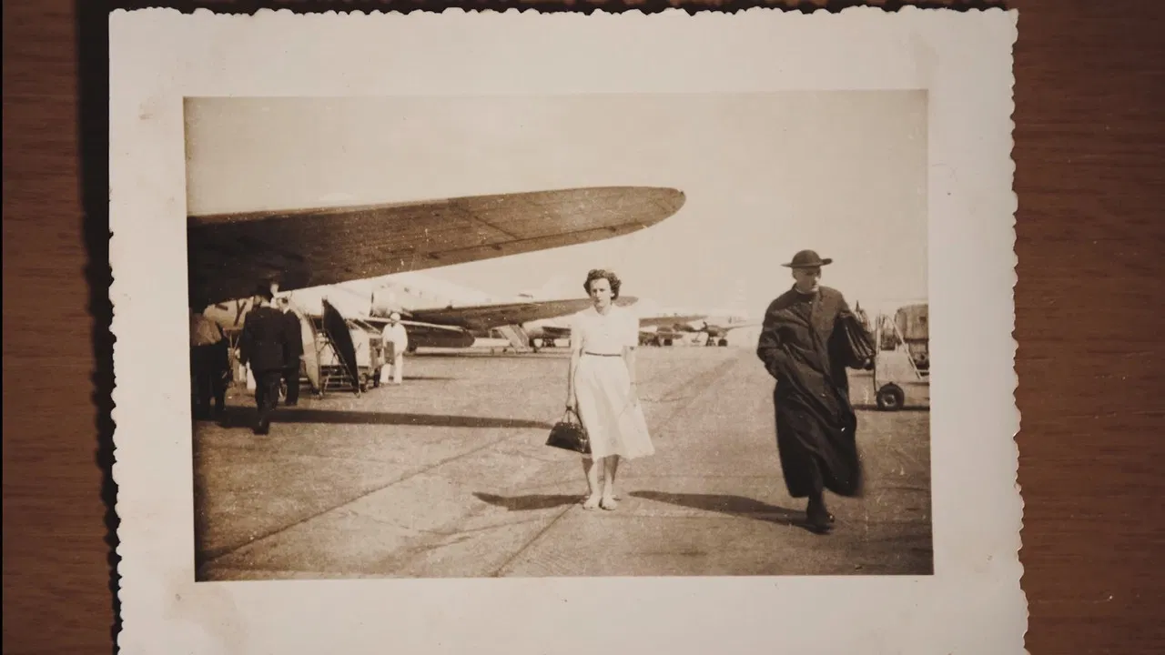 Preciso Te Contar Uma Coisa backdrop