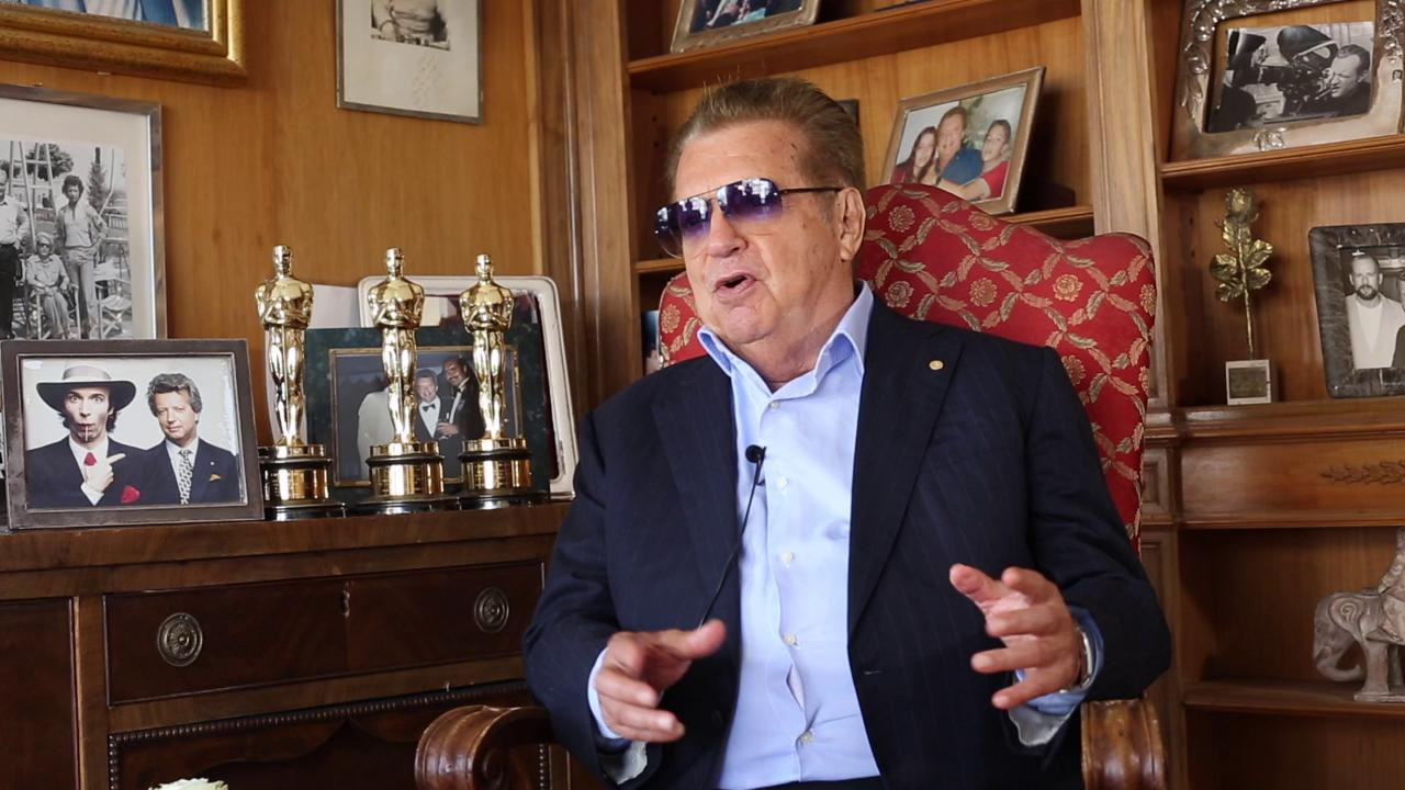 Cecchi Gori - Una famiglia italiana backdrop