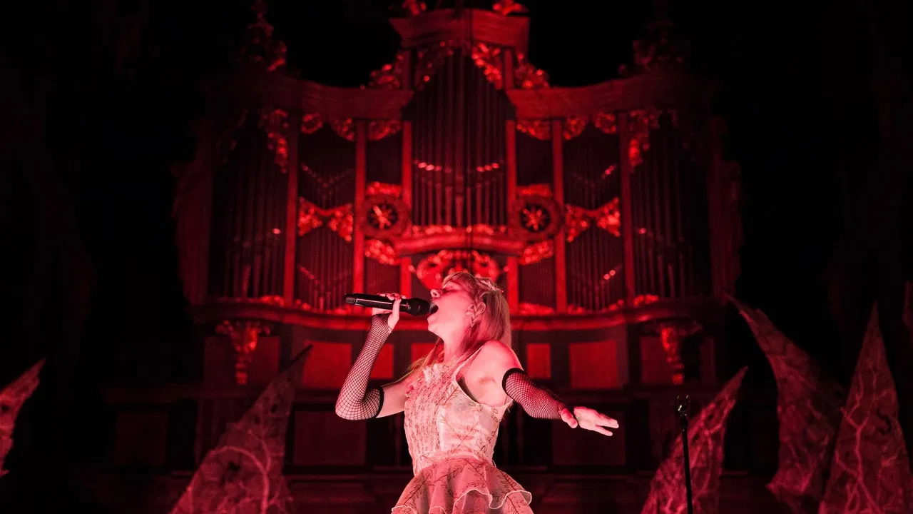 AURORA - Live in Nidarosdomen backdrop