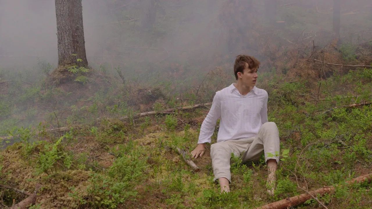 Essütäjä backdrop