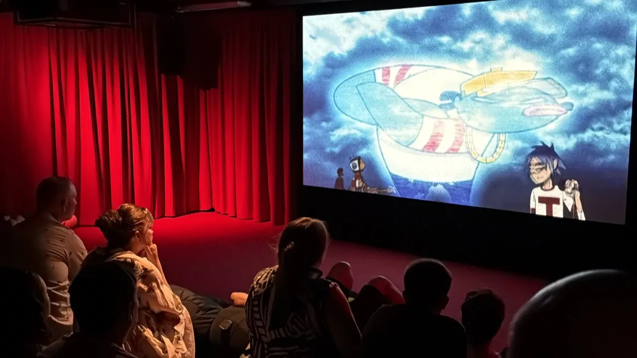 Gorillaz: House of Kong backdrop