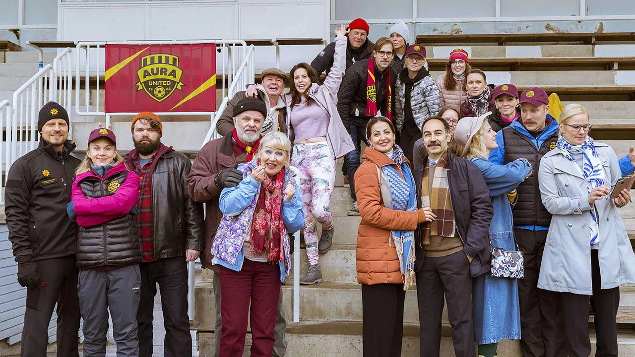 Kentän laidalla backdrop