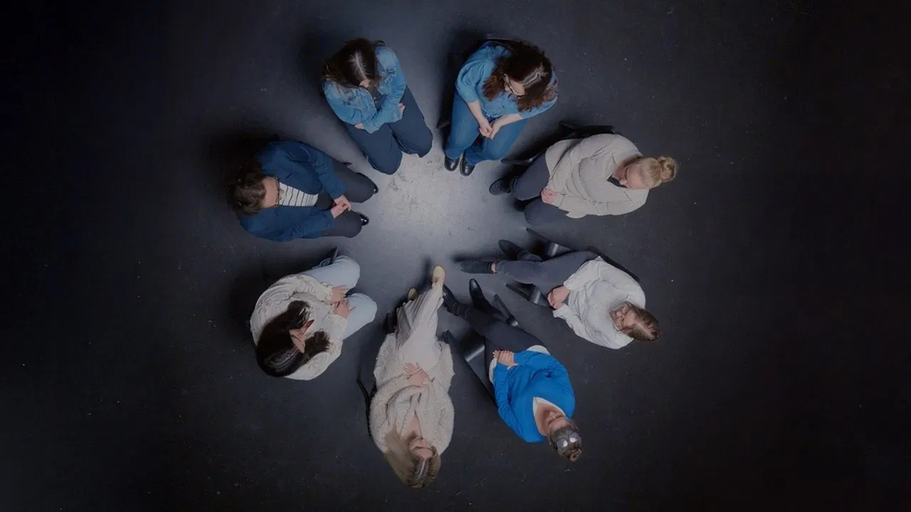 (Sur)vivants backdrop