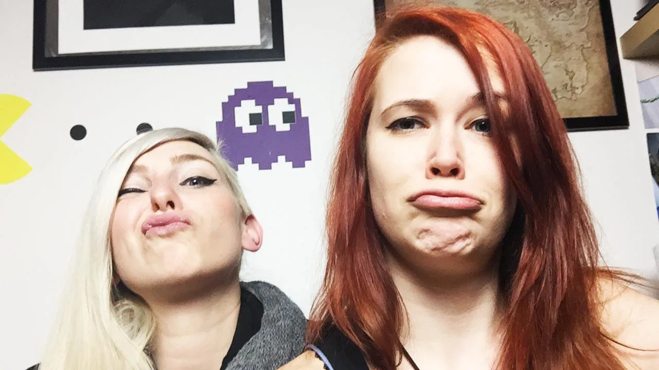 Baty a Bety backdrop