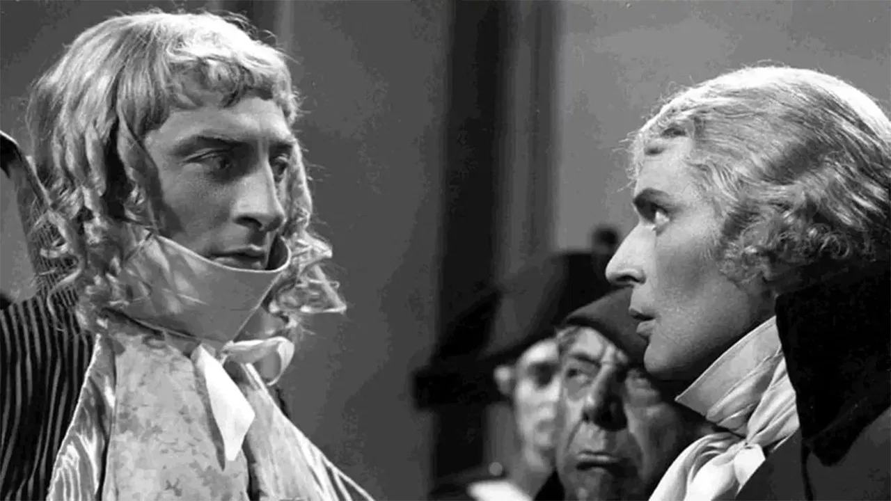 Queen's Necklace backdrop