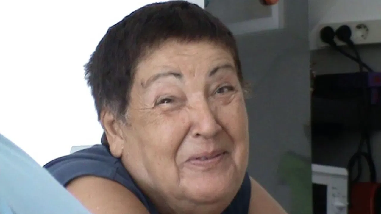 Parenthesis backdrop