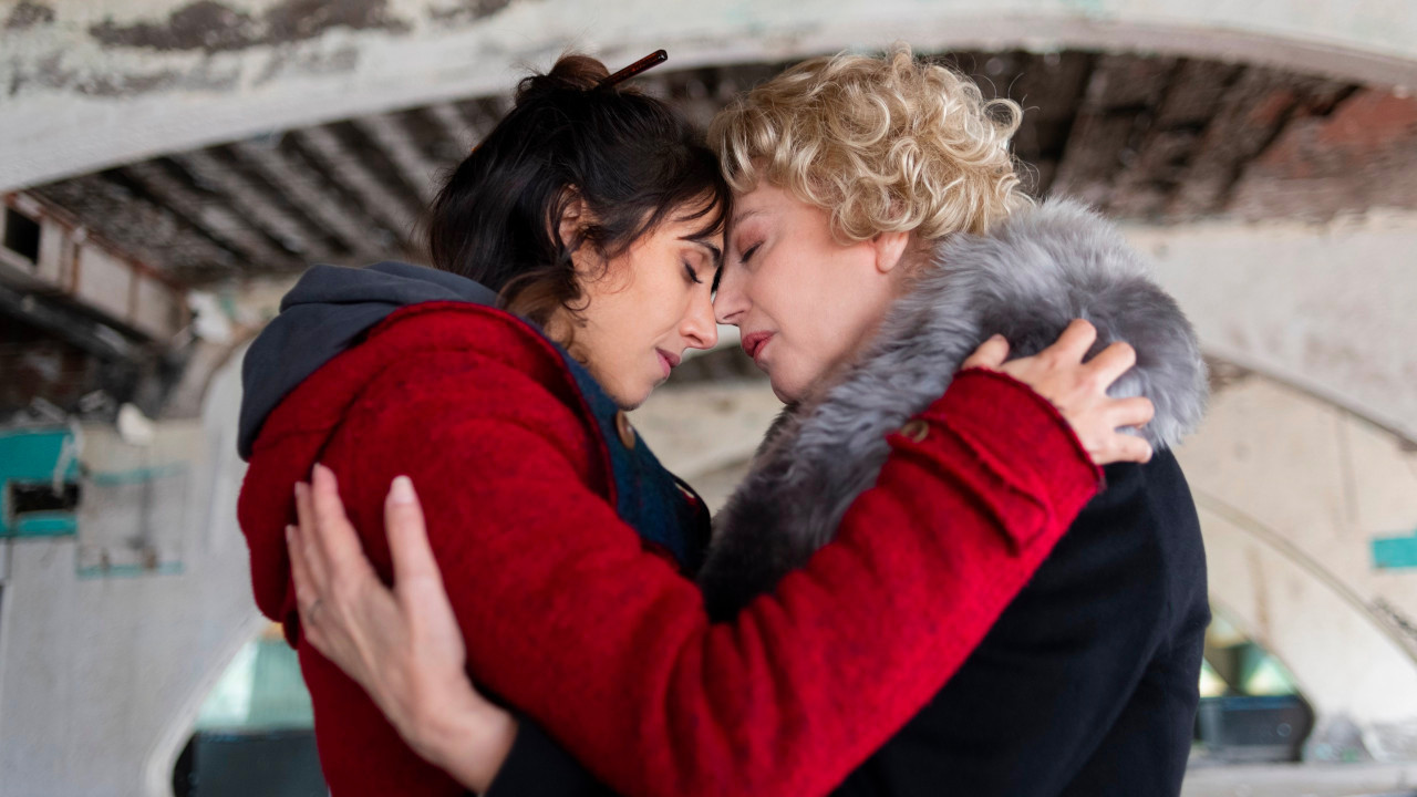 Olimpia's Way backdrop