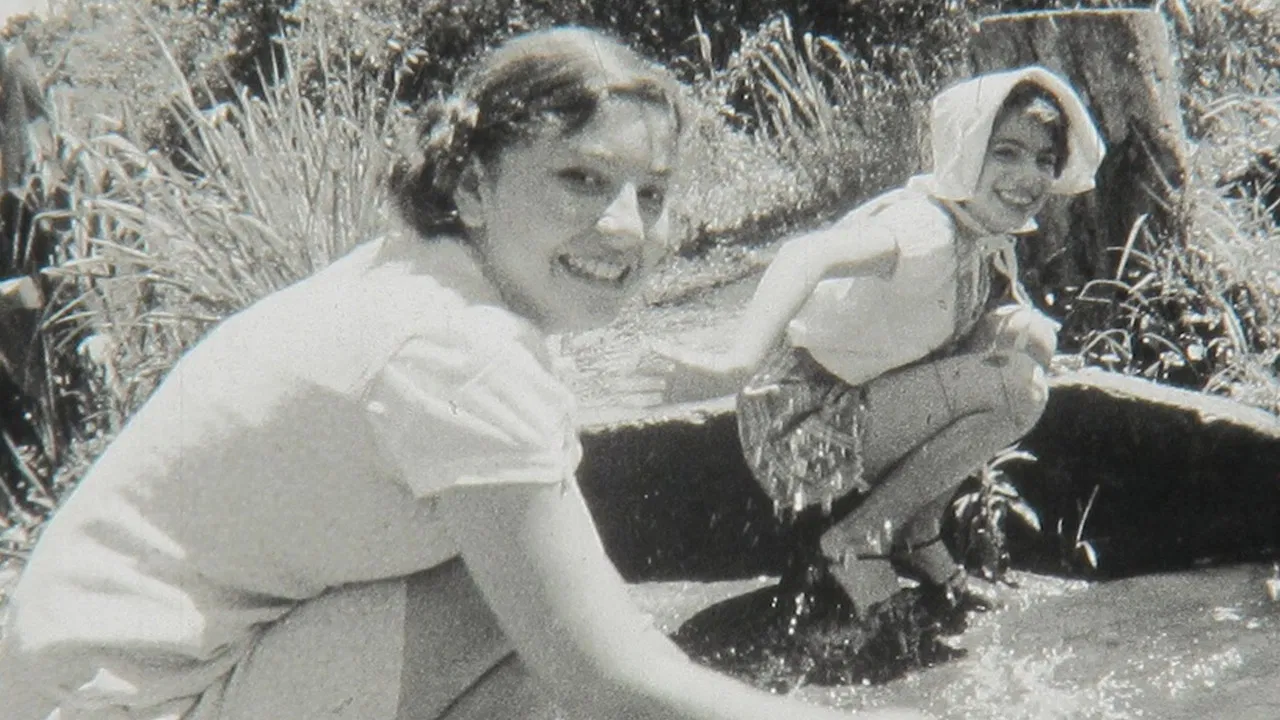 Vuelo nocturno backdrop