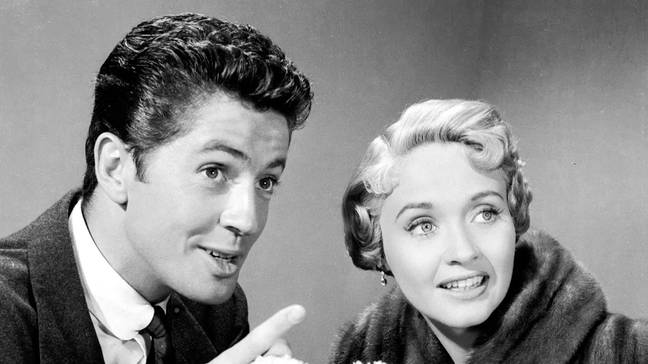 Small Town Girl backdrop