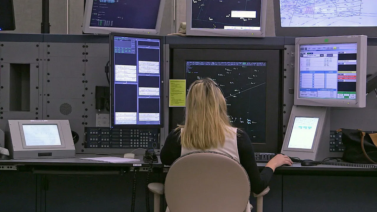 Les Aiguilleurs du Ciel backdrop