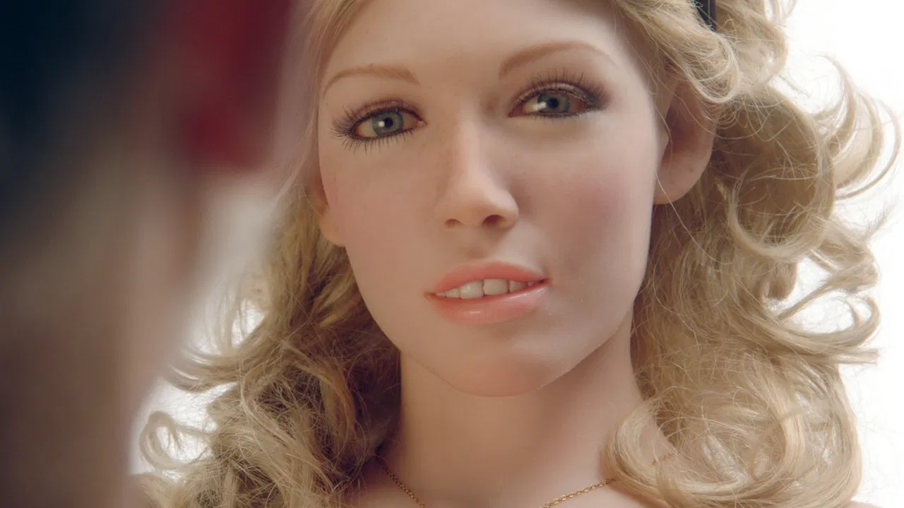 My Silicone Love backdrop