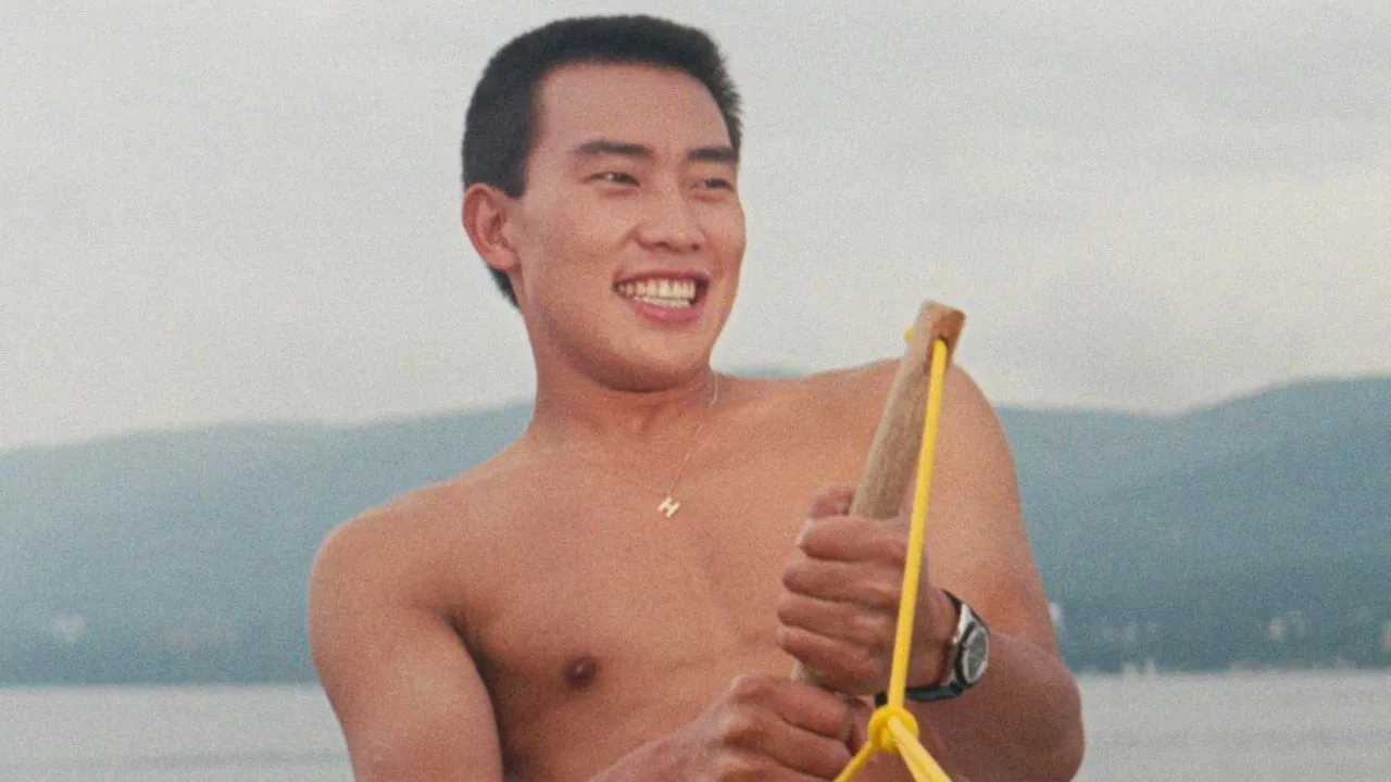 The Sun of Love and Tears backdrop