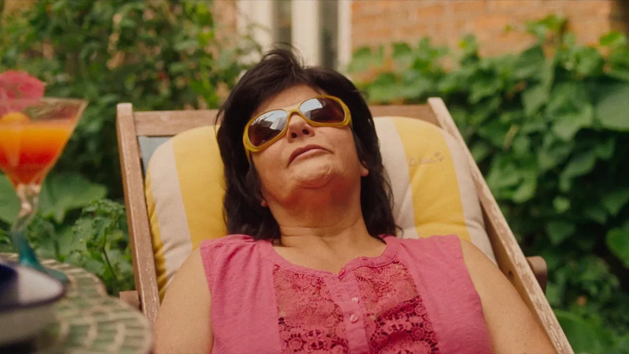 Chez Ghislaine backdrop