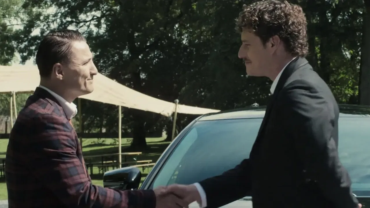 Abus de pouvoir backdrop