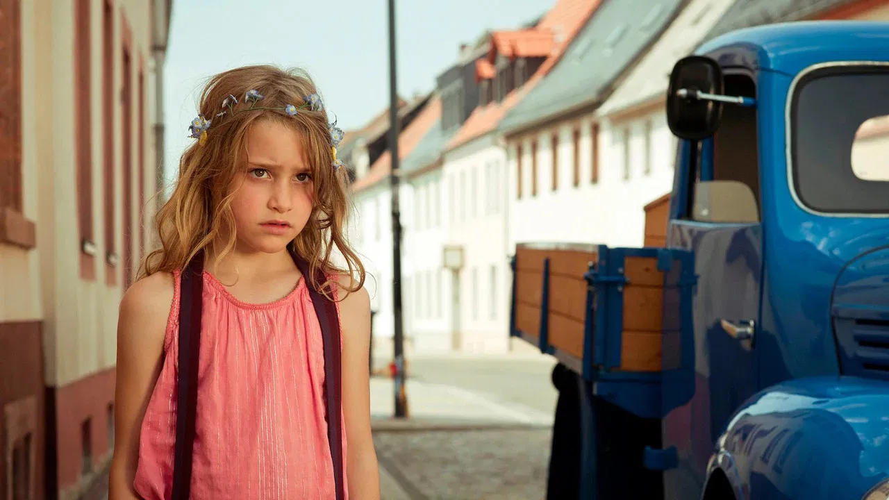 Däumelinchen backdrop