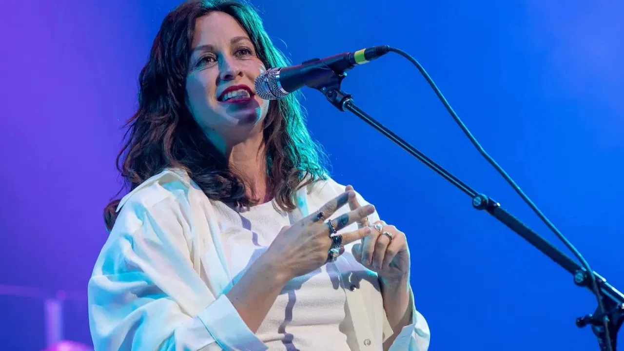 Alanis Morissette: Live at Montreux 2012 backdrop