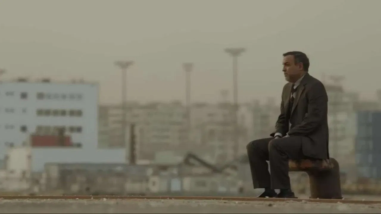 Bghit Hyatek backdrop