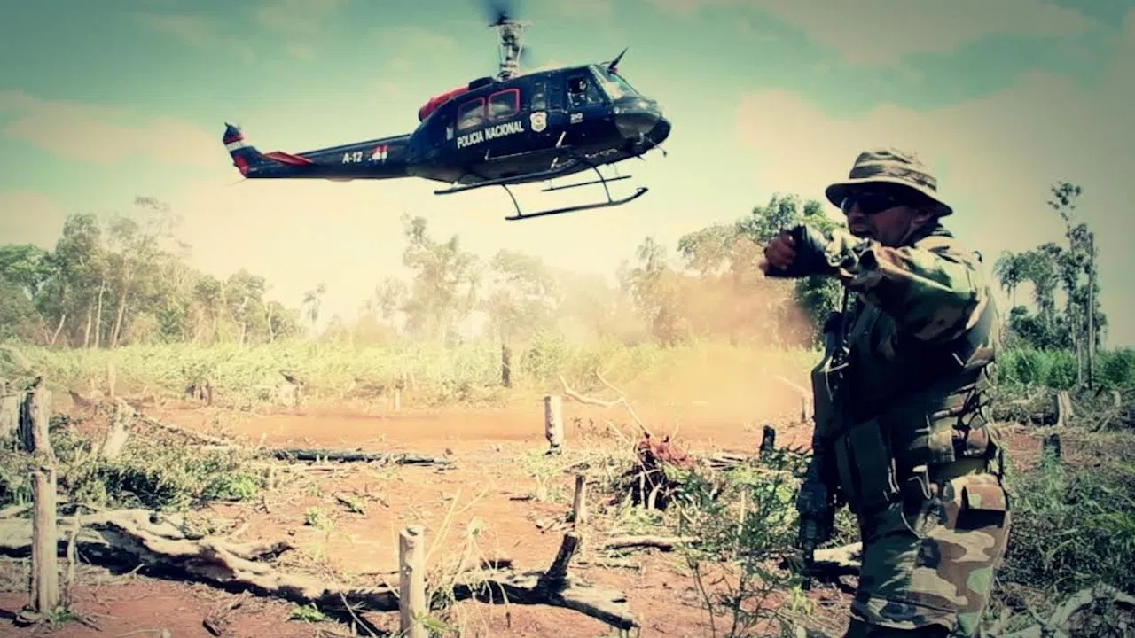 Paraguay, Droga y Banana backdrop