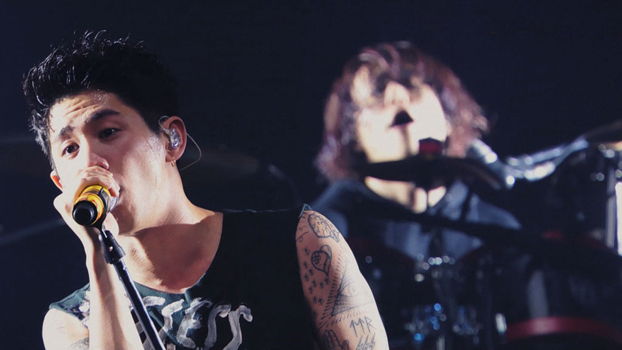 ONE OK ROCK 2017 ''Ambitions'' JAPAN TOUR backdrop