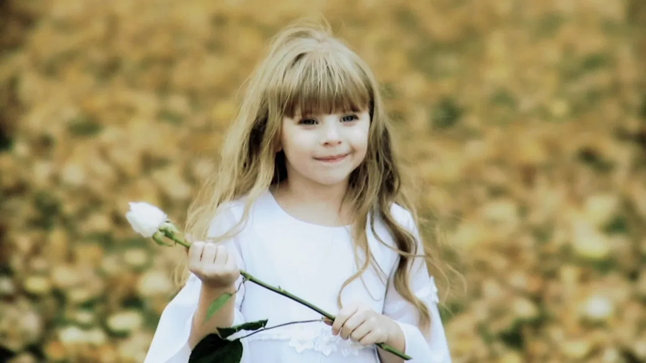 Elizabeth's Gift backdrop