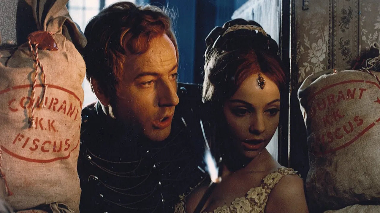 Hauptmann Florian von der Mühle backdrop