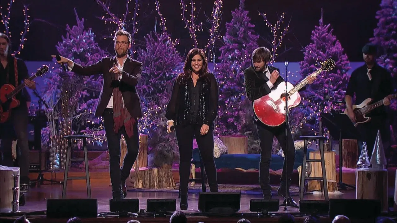 Lady Antebellum Live - On This Winter's Night backdrop