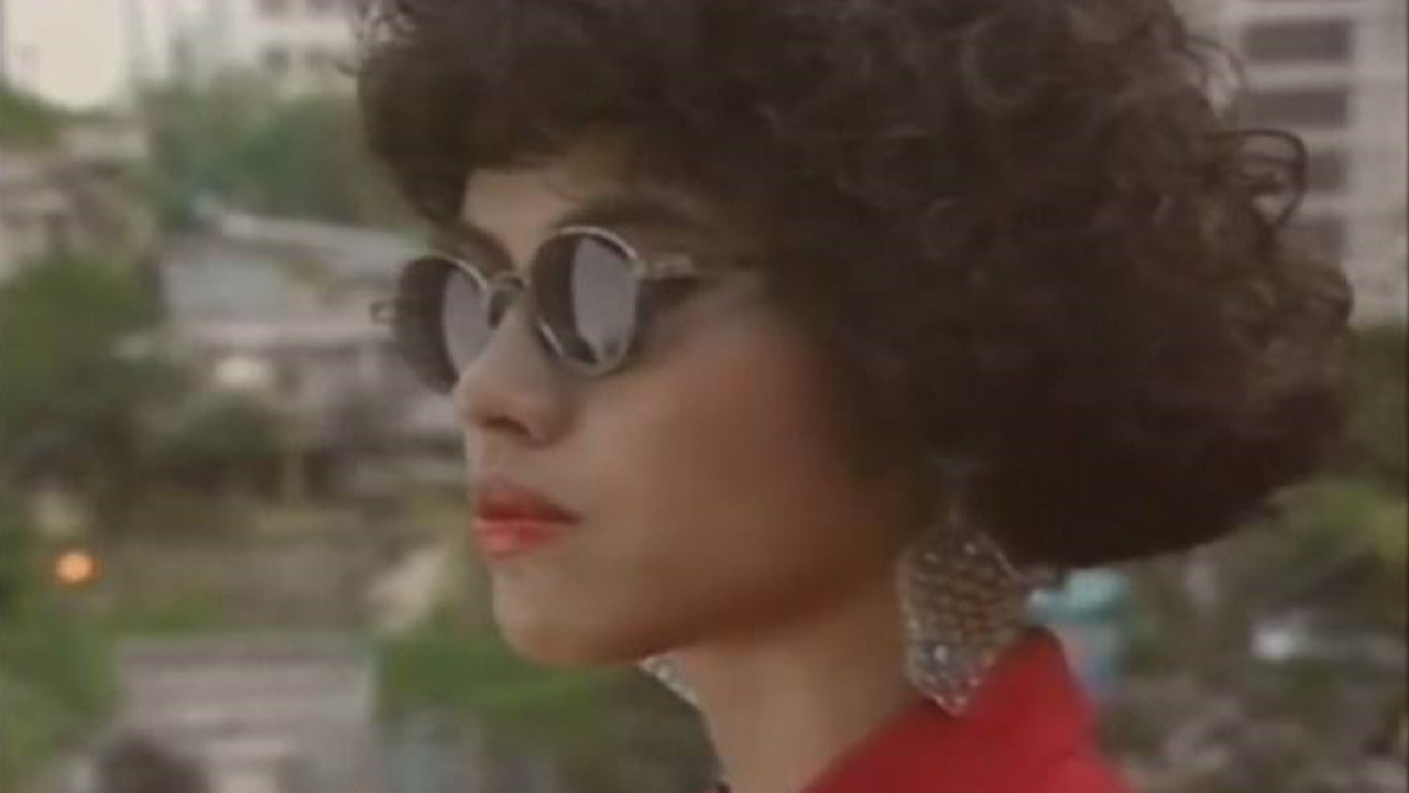 Pretty Faces backdrop