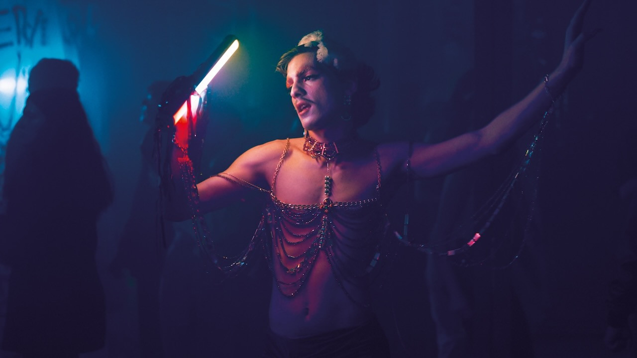 Hi Mom, It’s Me, Lou Lou backdrop