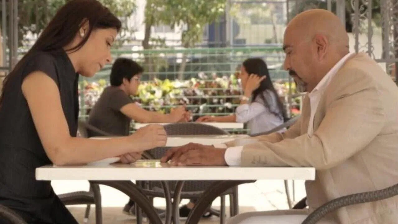 Guayaquil Stories backdrop