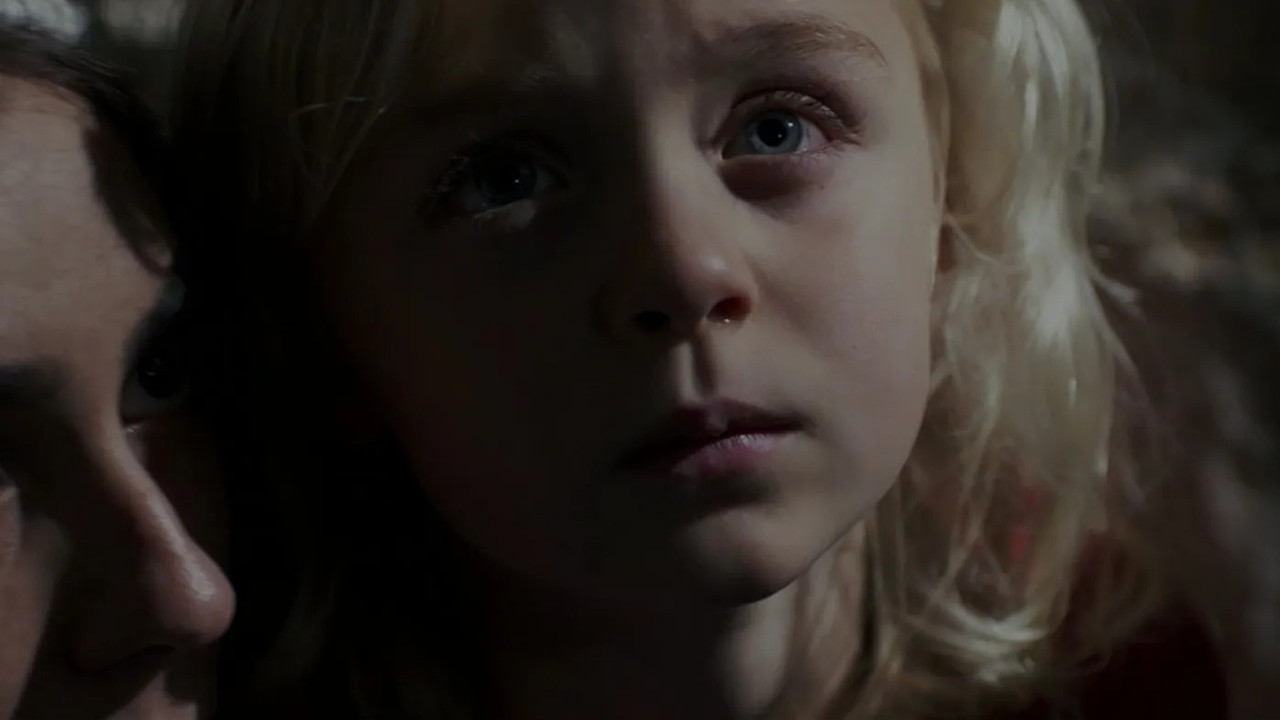 Résistance backdrop